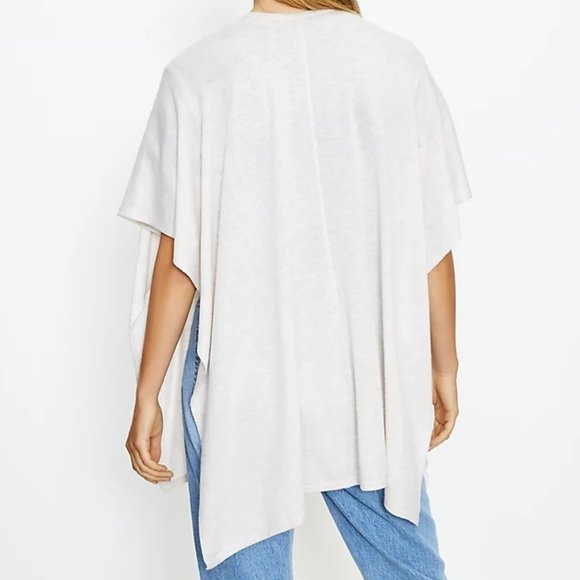 LOFT Travel Wrap - Picture 2 of 2